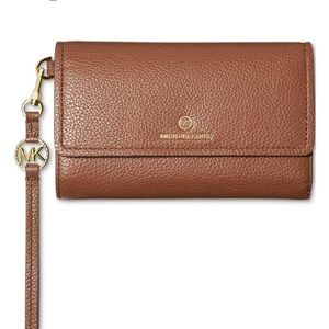 NWT MICHAEL KORS Jet Set Charm Large Flap Phone Wristlet Wallet